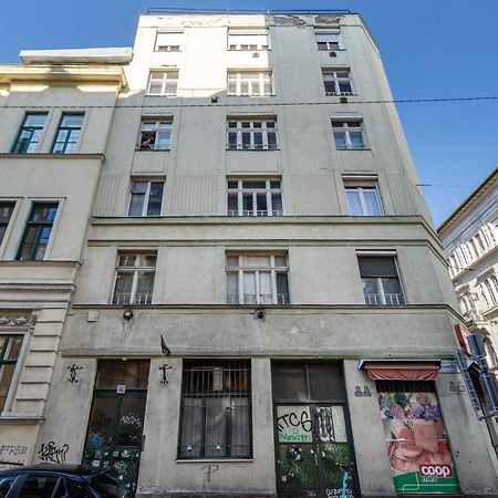 Cozy Little Flat In The City Center Budapest Ngoại thất bức ảnh