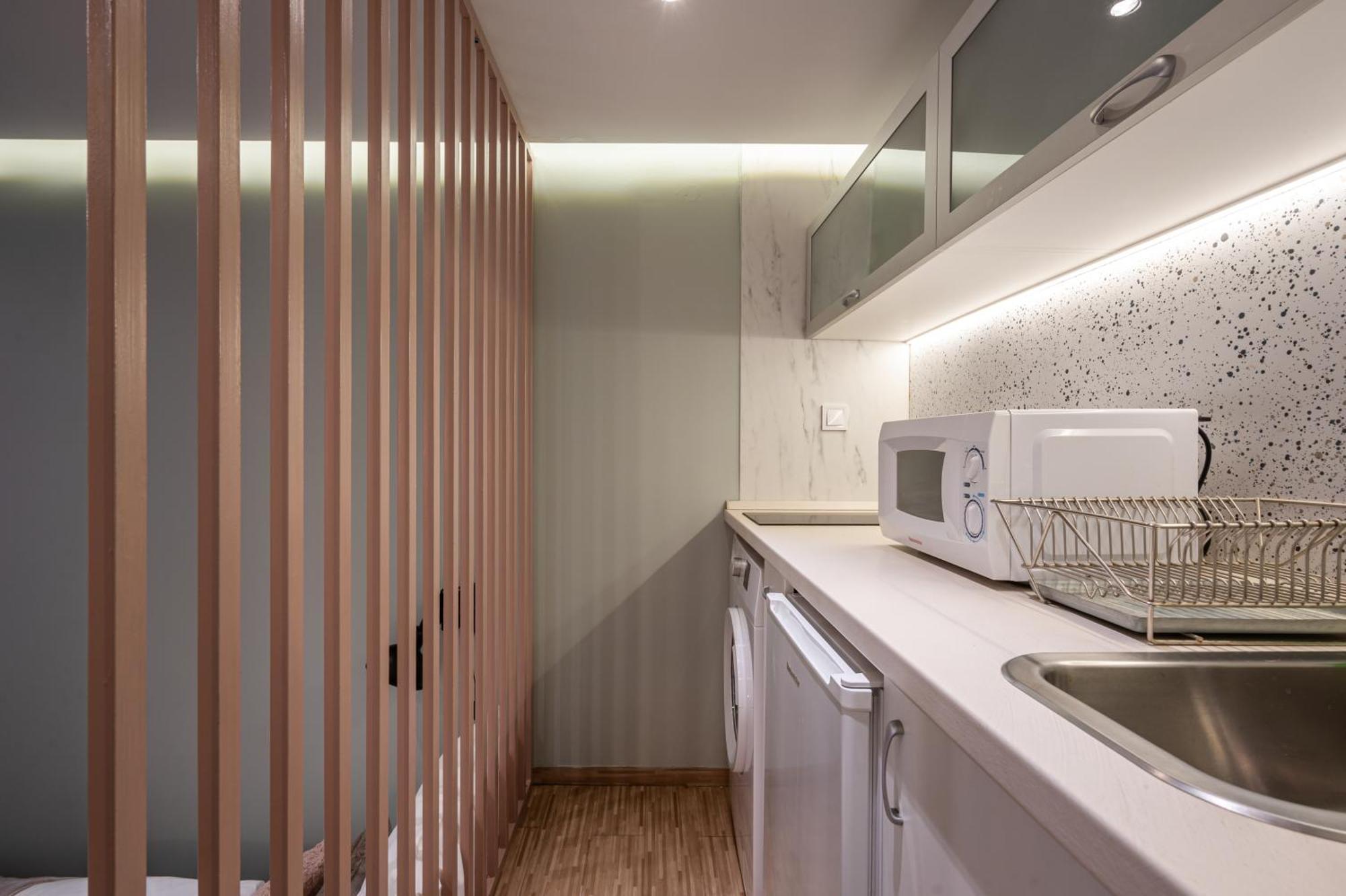 Cozy Little Flat In The City Center Budapest Ngoại thất bức ảnh